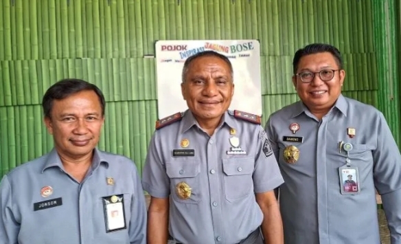 NTT Menuju Provinsi Tenun
