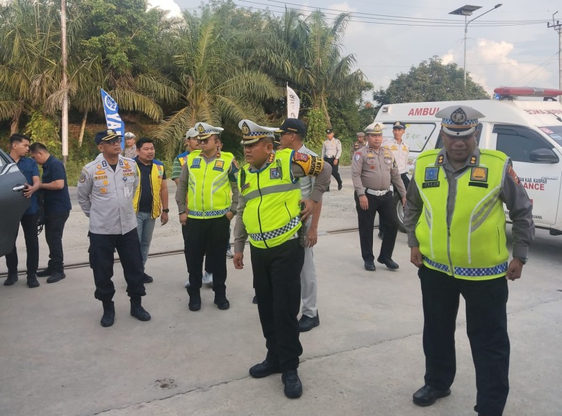 Arus Lalin Arah Sumbar - Pekanbaru Alami Peningkatan