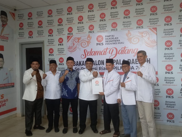 Diprediksi Gubernur Riau,  M. Nasir Kembalikan Formulir Cagubri ke PKS