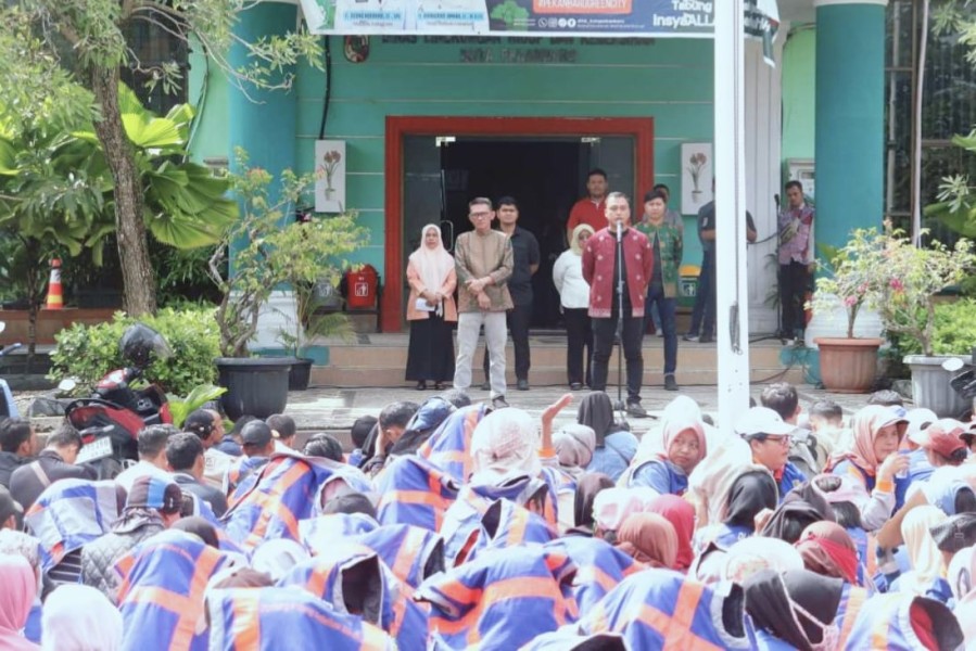 Ditata Ulang, DLHK Kurangi Mandor Penyapu Jalan di Pekanbaru