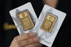 Hari Ini, Harga Emas Antam Ambruk