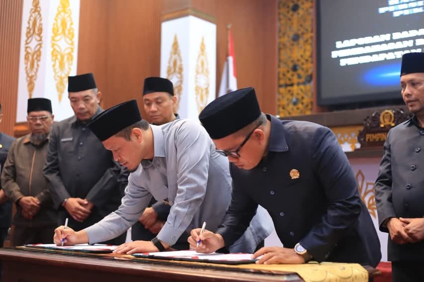 APBD Pekanbaru 2026 Disahkan, Menurun Rp162 Miliar dari Tahun 2025