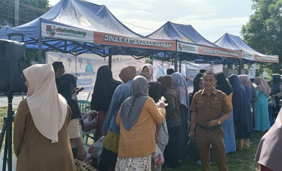 Pasar Murah Aman Diserbu Warga, Semua Terjual Habis Hanya Dalam Satu Jam