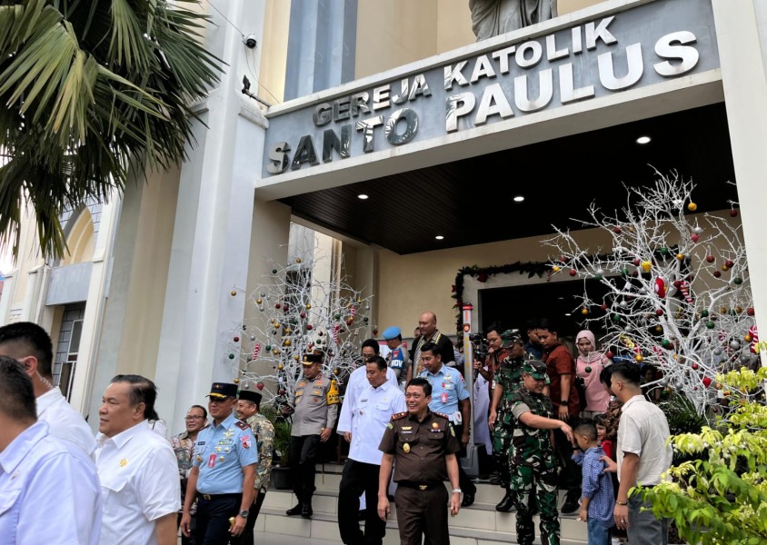 Perayaan Natal, Forkopimda Tinjau Dua Gereja di Pekanbaru