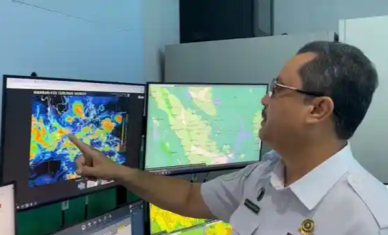 Malam Hingga Dini Hari Sejumlah Daerah di Riau Berpotensi Diguyur Hujan