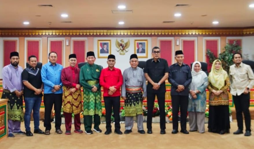 Dukung DIR, DPRD Riau Galang Donasi