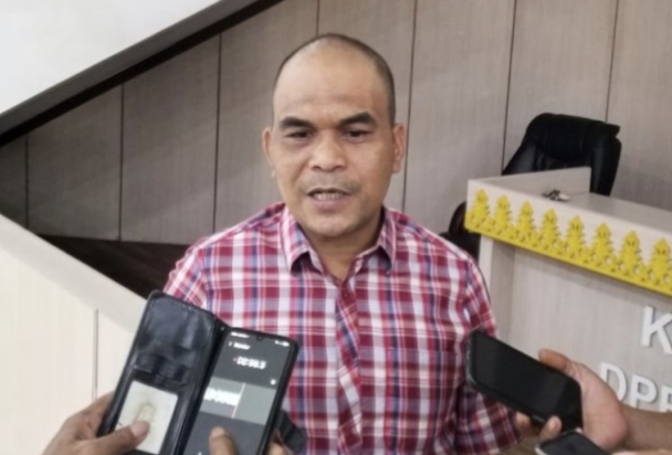 Alamak! DPRD Riau Wacanakan Pengurangan TPP pada APBD 2026